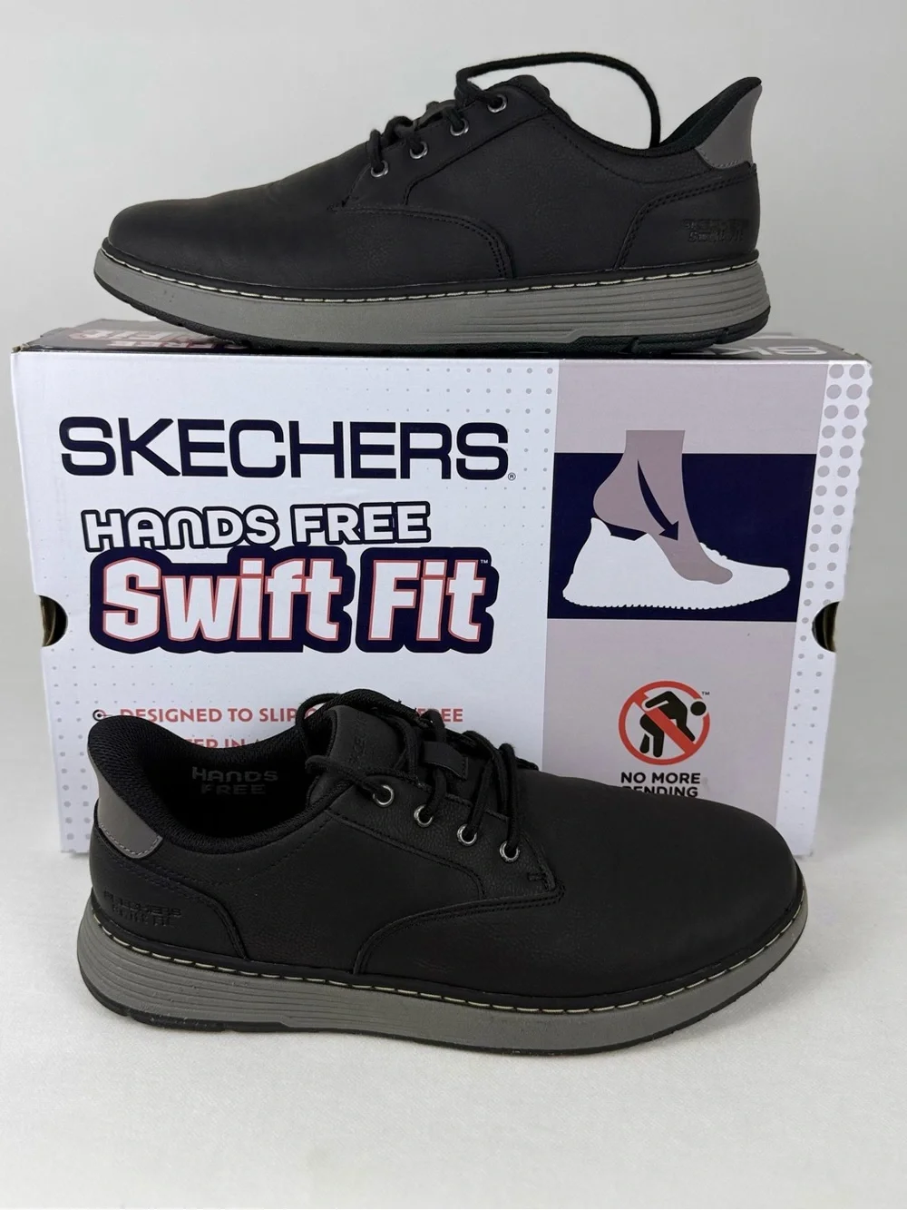 SKECHERS Hands Free Swift Fit Shoes Mens Size 10 Black Lace Up Casual 1961245